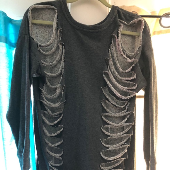 shredded open shoulder  oversized sweater - Picture 1 of 4